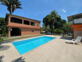 CASA inteira entre Guaratiba e Campo Grande, Rio de Janeiro, RJ - a 40 min da praia, próximo ao Estádio Miecimo da Silva e Park Shopping-Ideal para descanso, encontros, festa e lazer-3000 m2